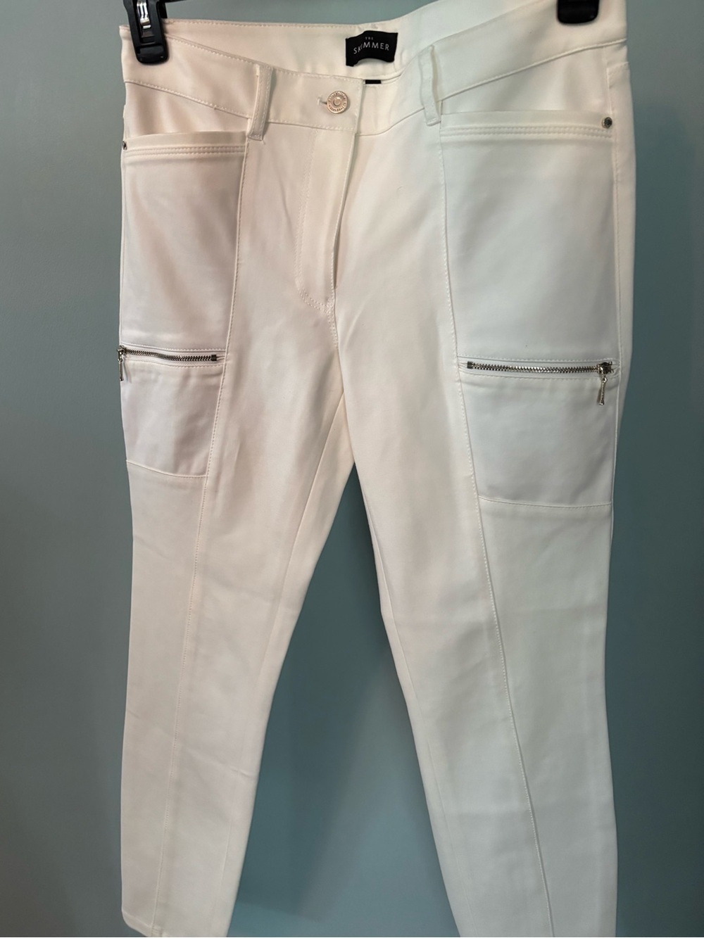 White Skinny Jeans with Zip Pocket Detail